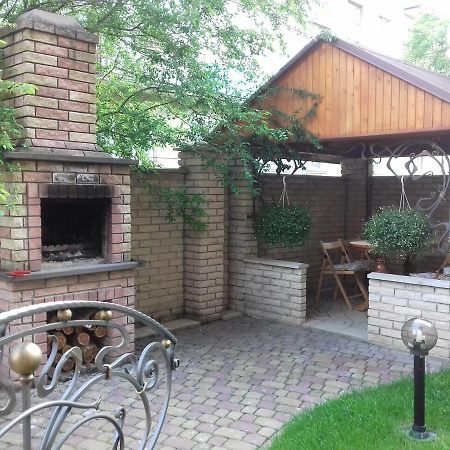 Дворівневі Апартаменти Antique ترنوبل المظهر الخارجي الصورة