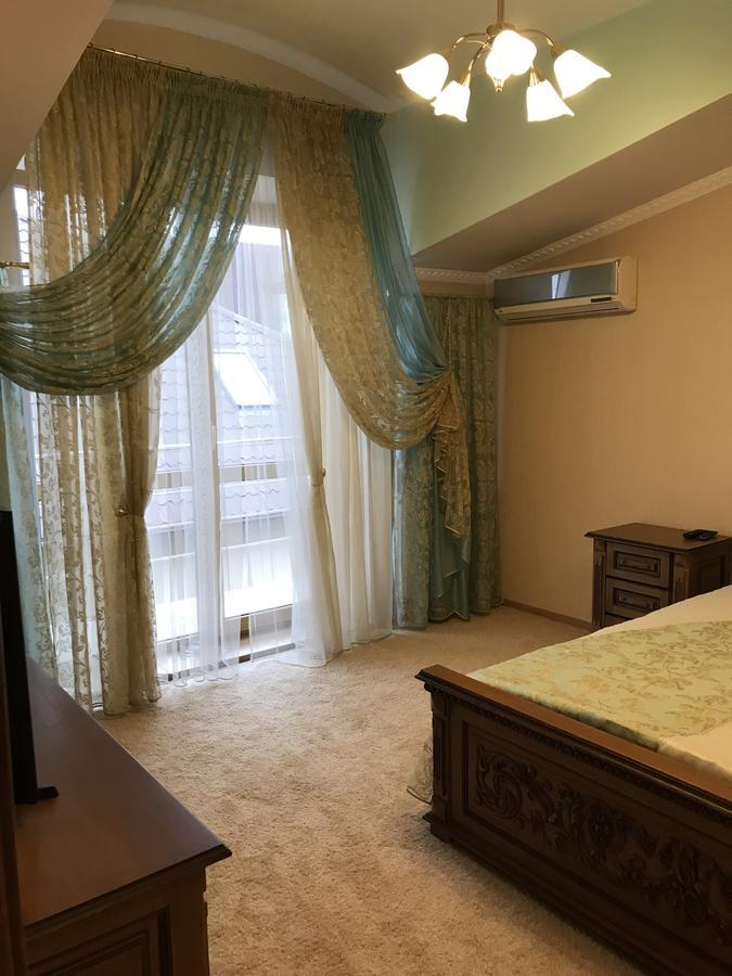 Дворівневі Апартаменти Antique ترنوبل المظهر الخارجي الصورة