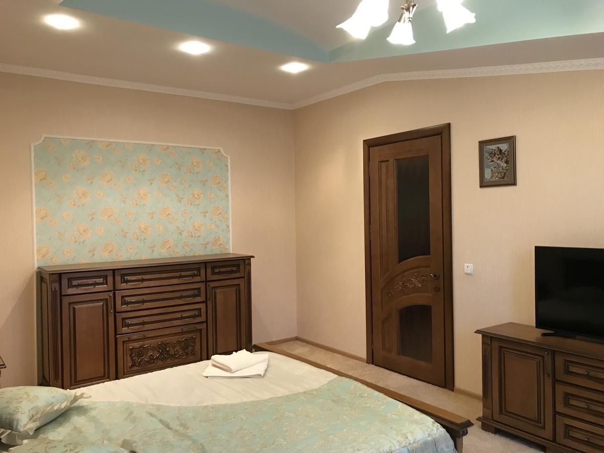 Дворівневі Апартаменти Antique ترنوبل المظهر الخارجي الصورة