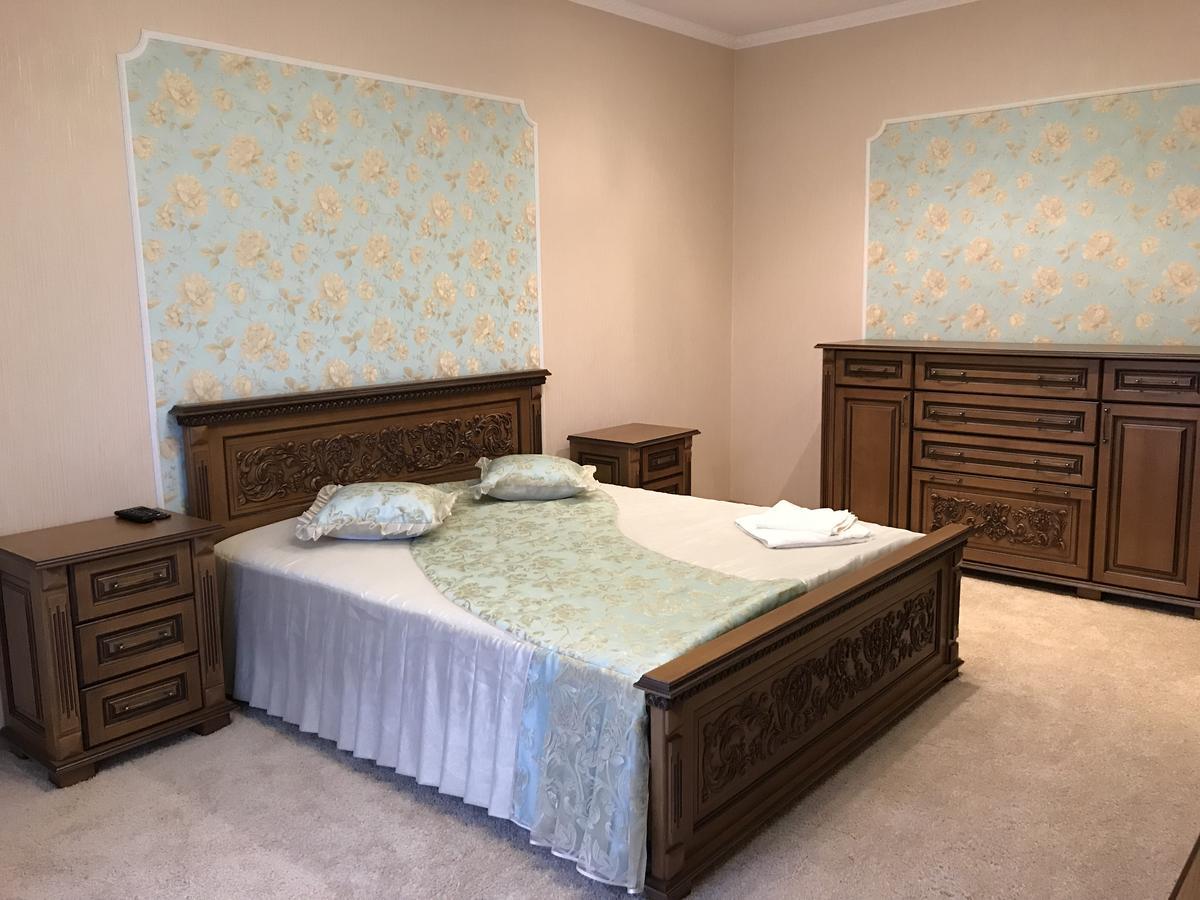 Дворівневі Апартаменти Antique ترنوبل المظهر الخارجي الصورة